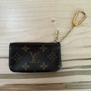 Louis vuitton key pouch